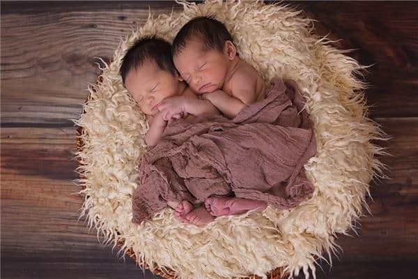 Nhìn Nhận Về Mơ Thấy Sinh Đôi Theo Văn Hóa và Tín Ngưỡng